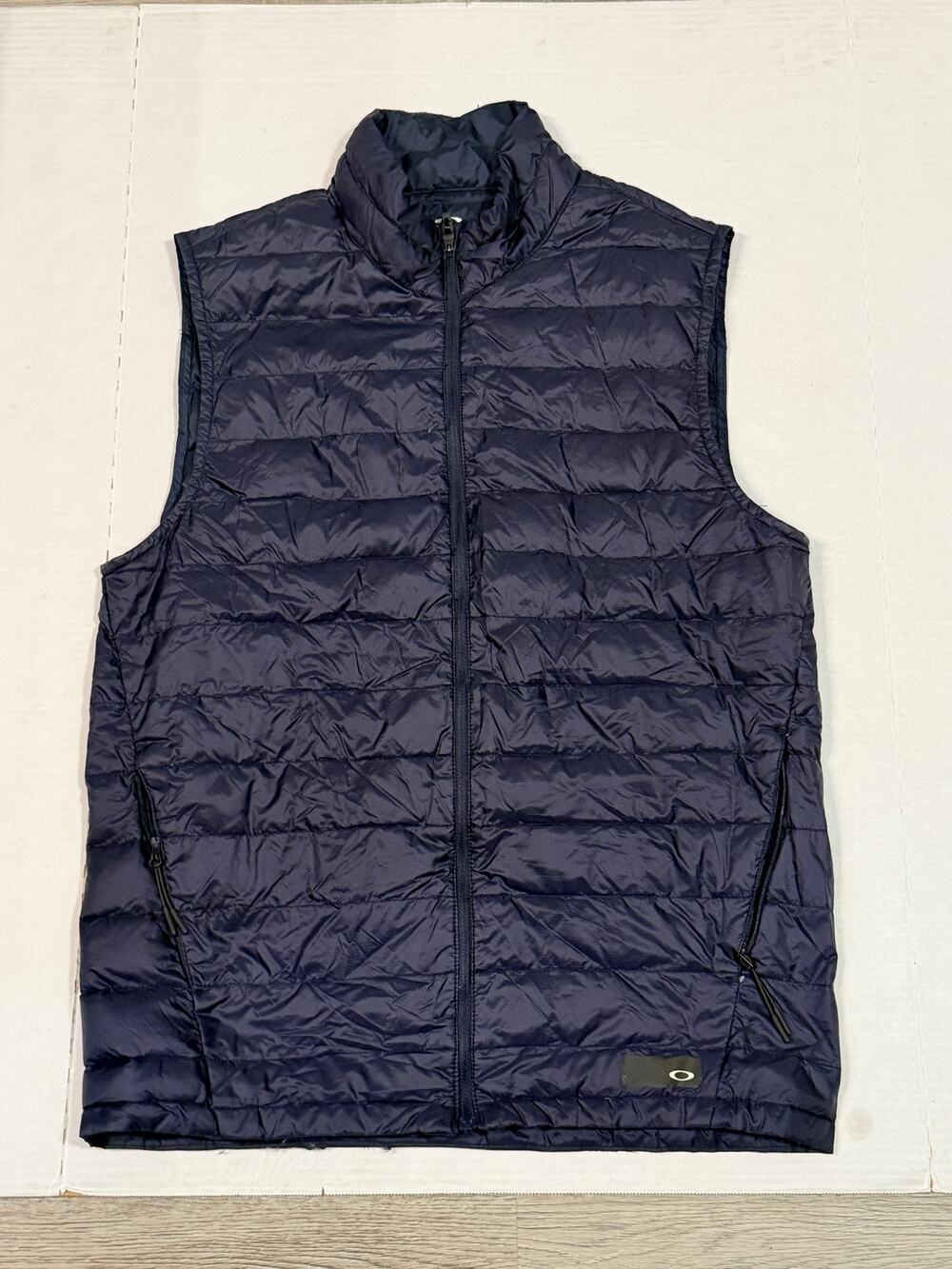 Oakley Puffer Vest Mens Medium Navy Blue Packable Lightweight Insulated Full Zip
